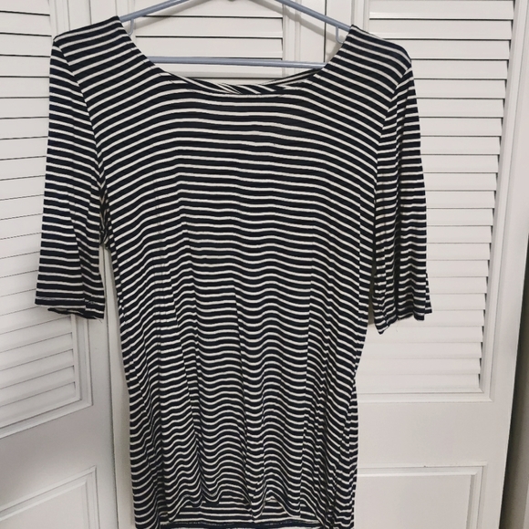 Three quarter sleeve shirt - Picture 1 of 4